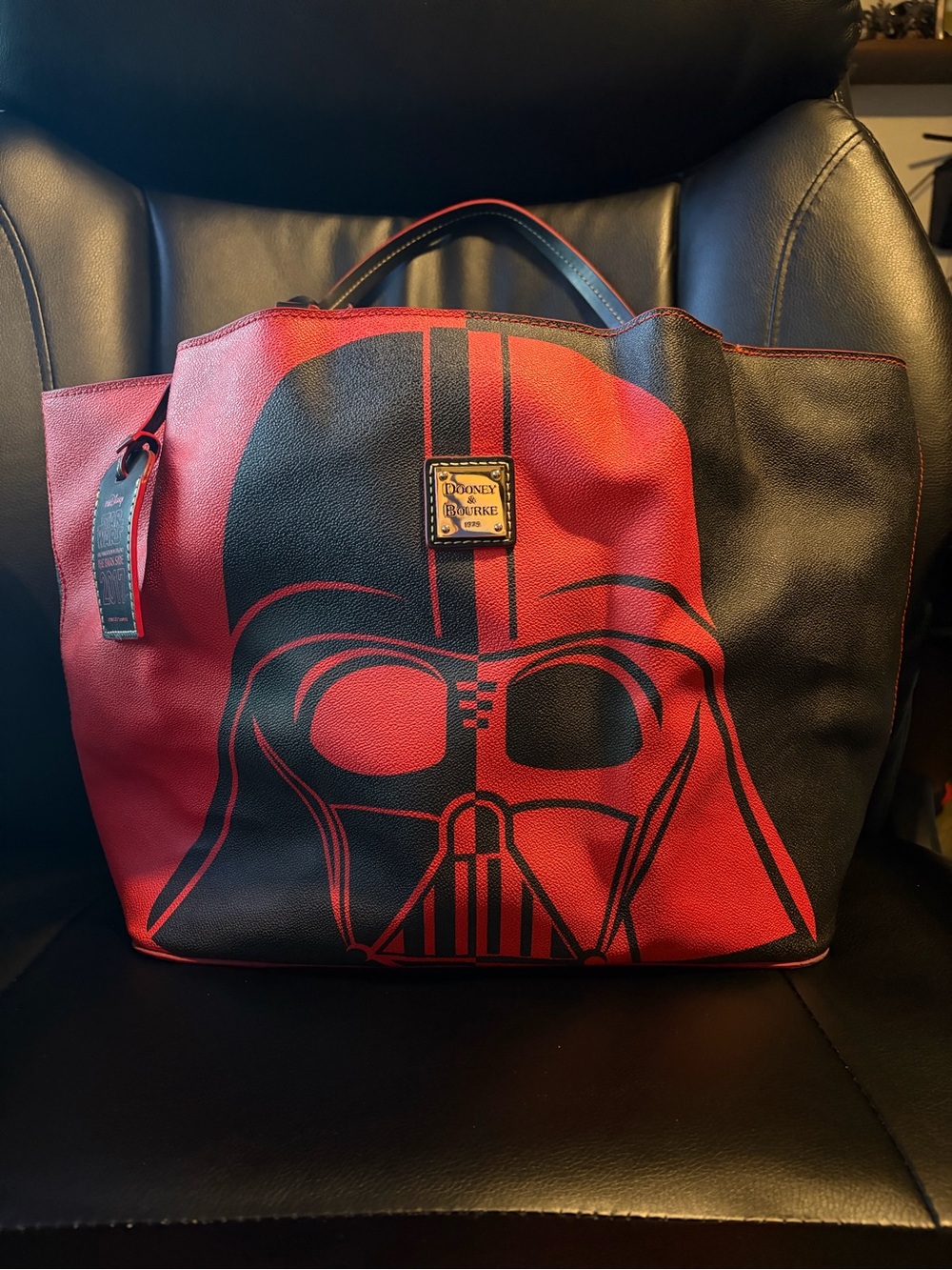 RARE 2017 Dark Side Darth Vader Star Wars Disney Dooney & Bourke Messenger Tote